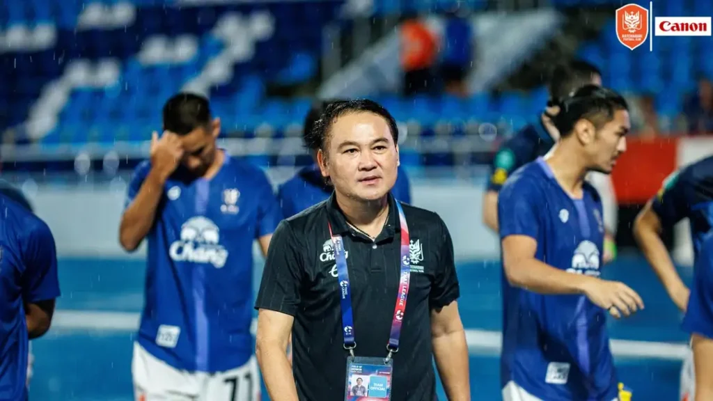 โค้ชเจี๊ยบเดือด! จวกสนามแย่-เปาจีนสื่อสารลำบาก หลังราชบุรีร่วงรีโว่ คัพ